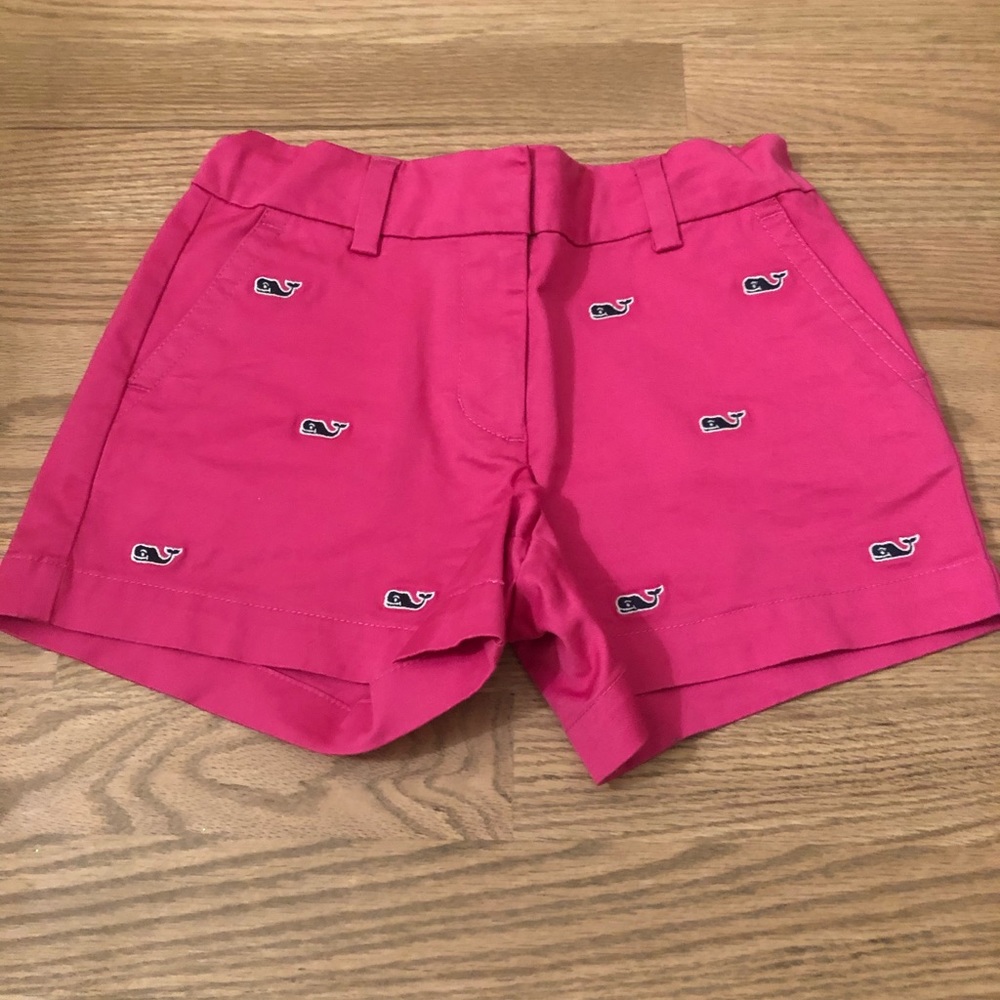 Vineyard vines girls hot pink shorts!